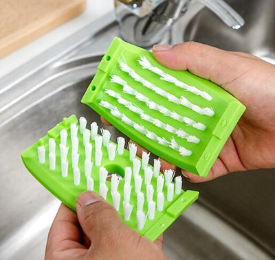 Multi-Purpose Kitchen Cleaning Brush with Suction Cup – Cutlery & Veg | Cookli UK